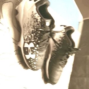 Under Armour Boy's